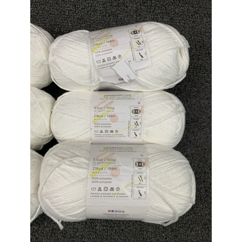 (lot Of 6) Lion Brand Yarn 215-100 Feels Like Butta Yarn White 3.5oz 218yds Each - Picture 6 of 9